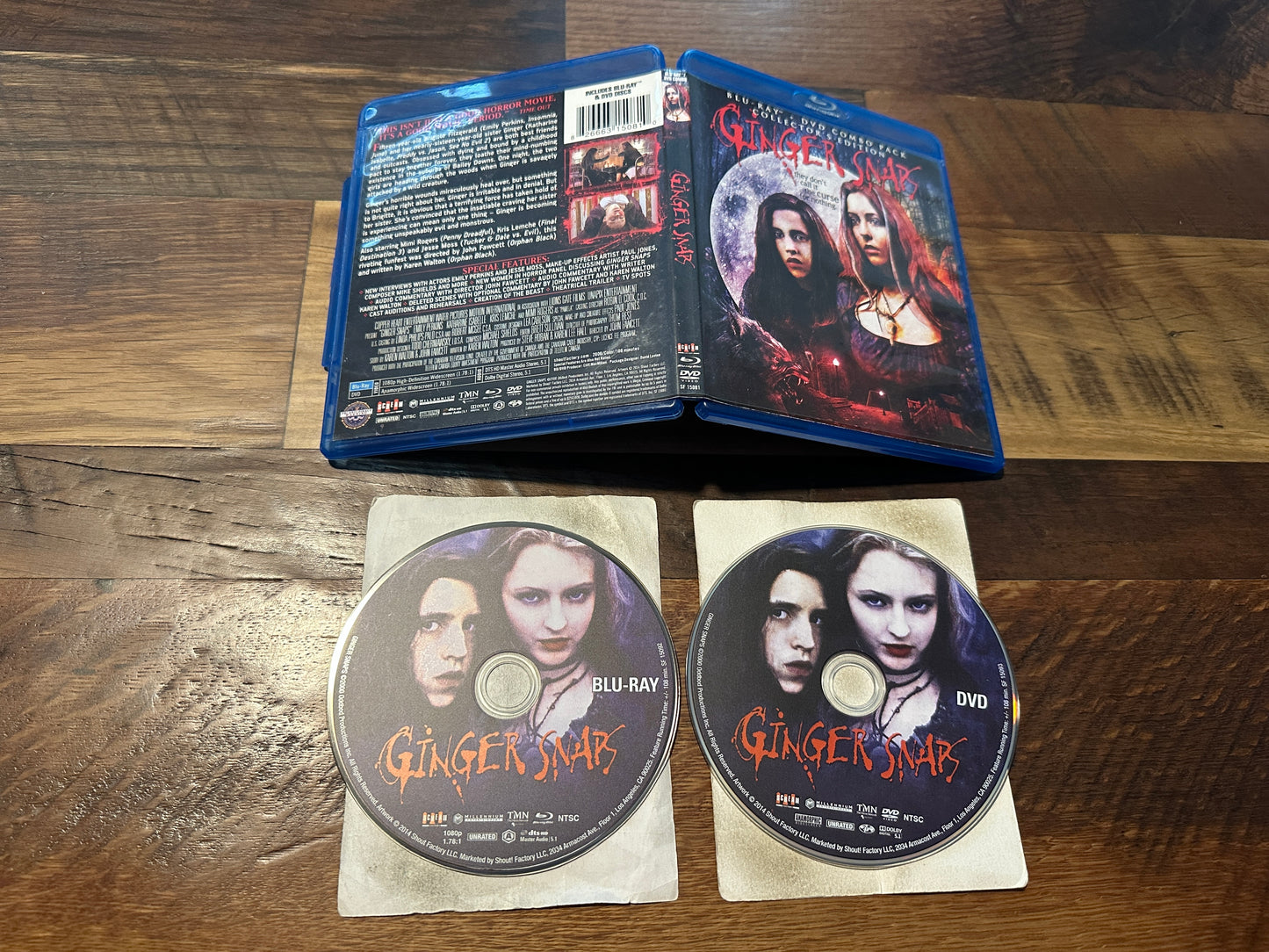 Ginger Snaps (Blu ray/DVD, Scream Factory, Collector’s Edition, 2 Disc)