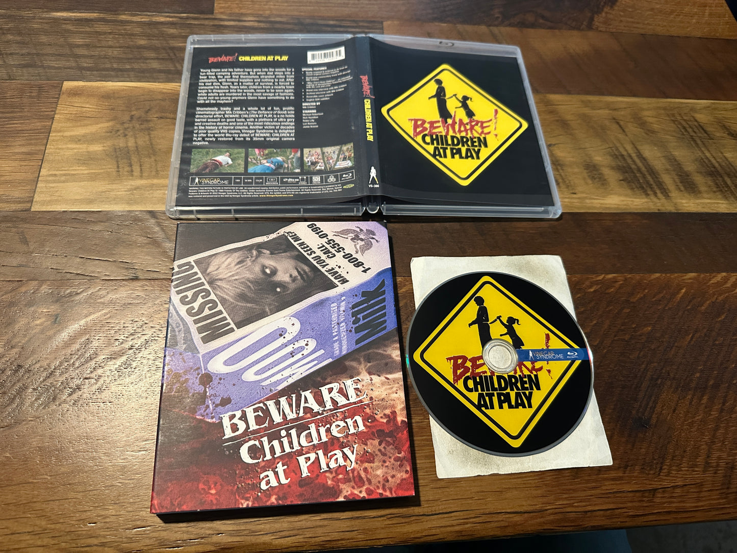 Beware Children At Play Blu ray-Vinegar Syndrome-Slipcover-80’s Horror