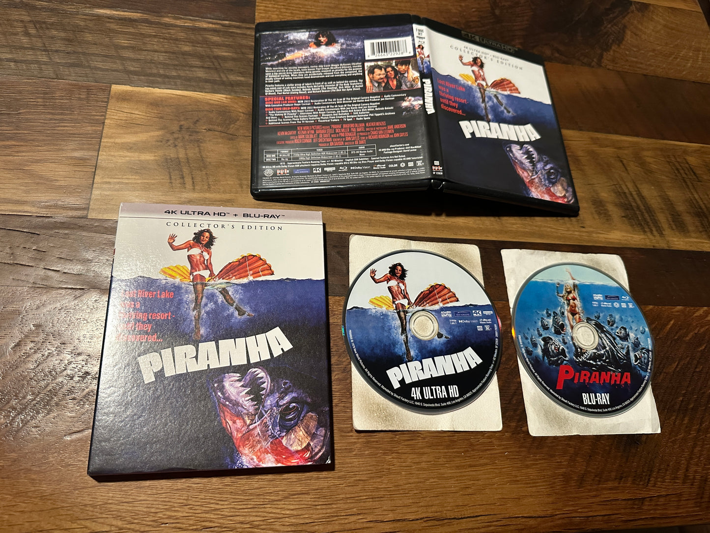 Piranha (4K Ultra HD/Blu ray, Scream Factory, Collector’s Ed, Slipcover)