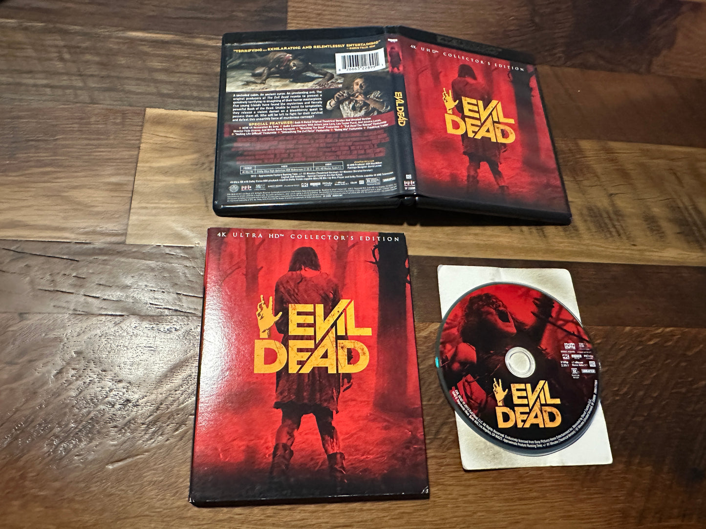 Evil Dead (4K Ultra HD, Scream Factory, Collector’s Edition, Slipcover)