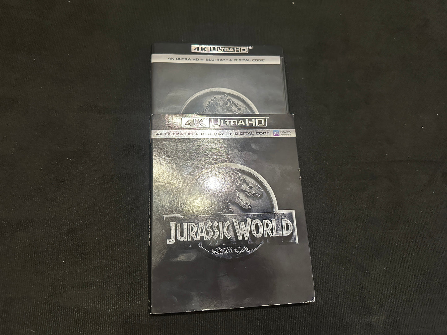 Jurassic World (4K Ultra HD, Universal, Slipcover, No Digital)