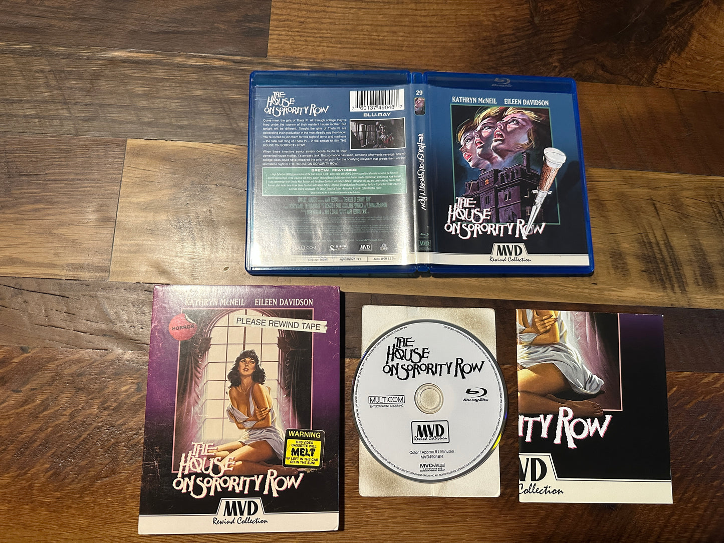 The House On Sorority Row (Blu ray, MVD Rewind, Poster, Slipcover)