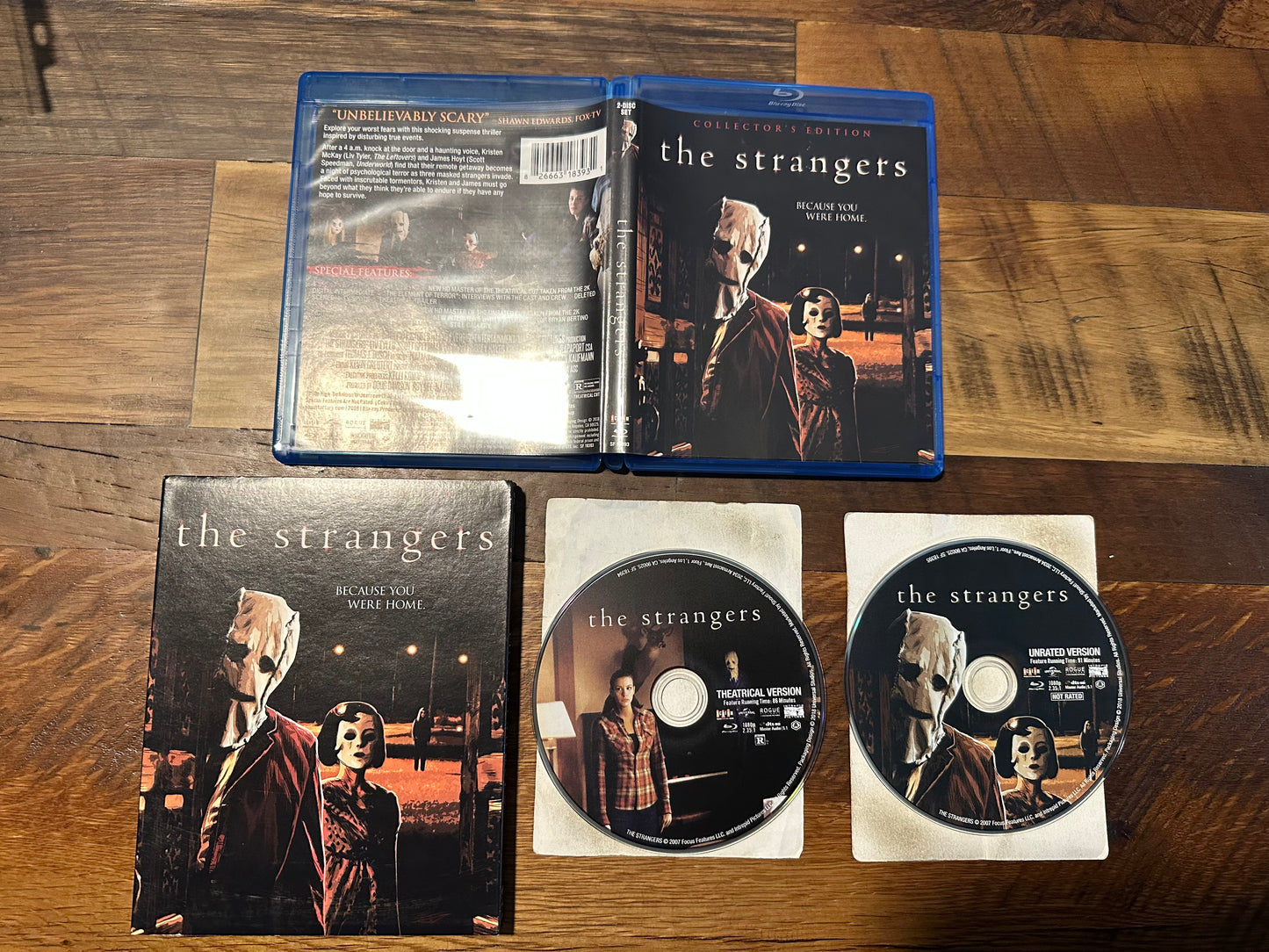 The Strangers Blu ray-Scream Factory-Slipcover-Collector’s Edition