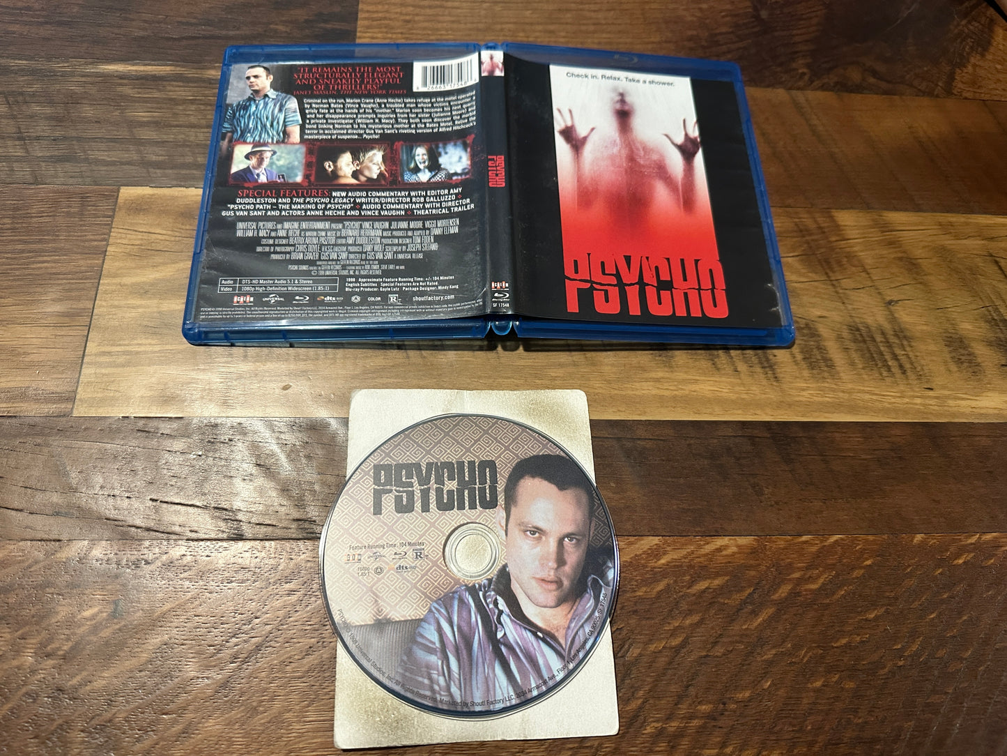 Psycho (Blu ray, Scream Factory, 90’s Horror Classic, Widescreen)