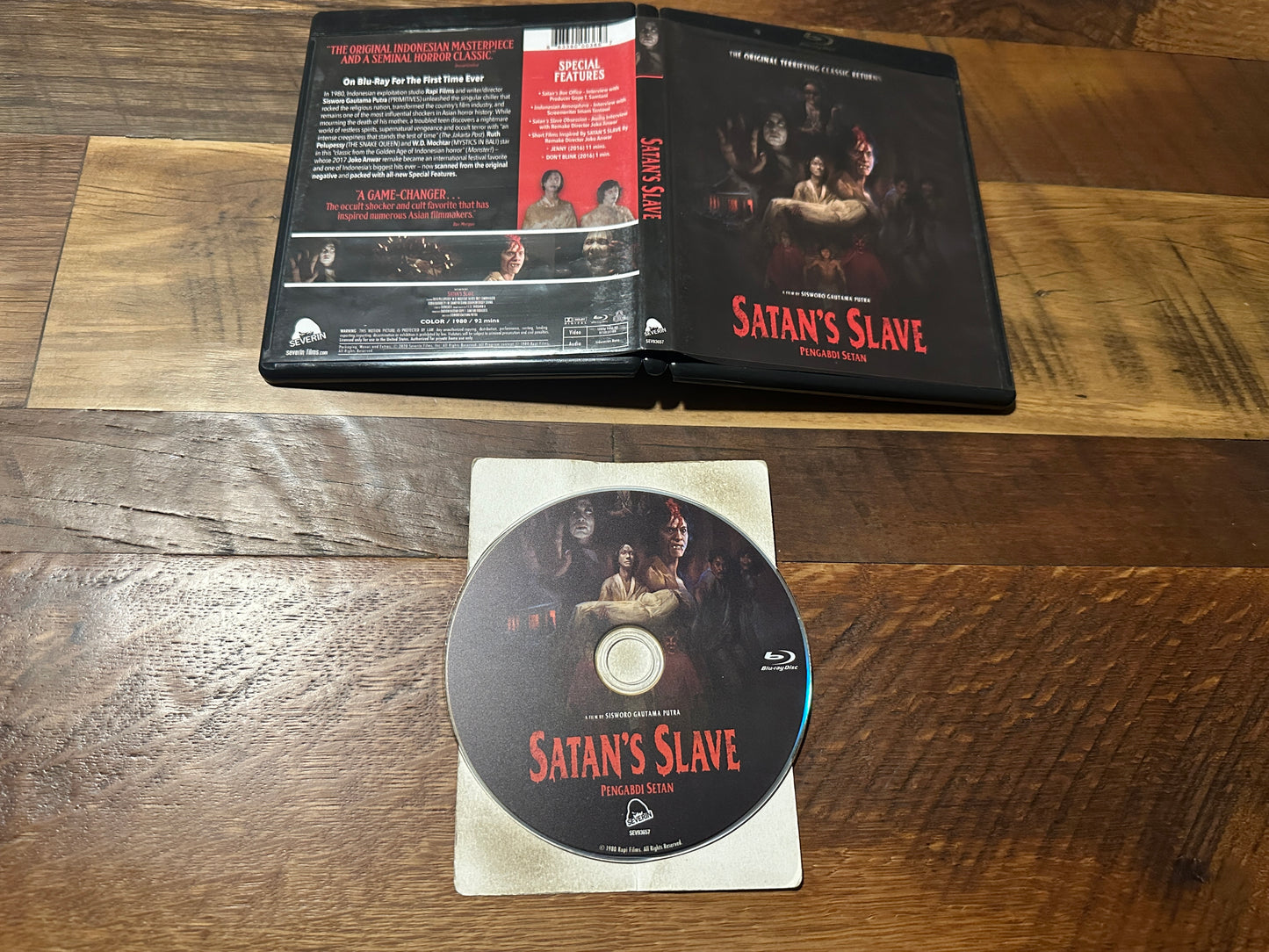 Satan's Slave (Blu ray, Severin Films, 80's Horror Classic, Widescreen)