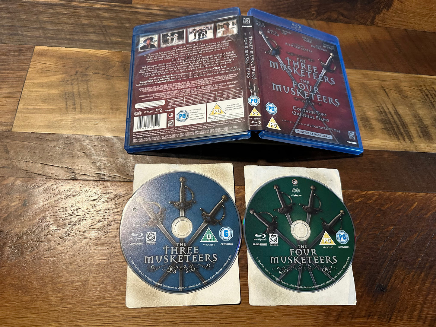The Three Musketeers & The Four Musketeers Blu ray-Optimum Classic-Region A & B-