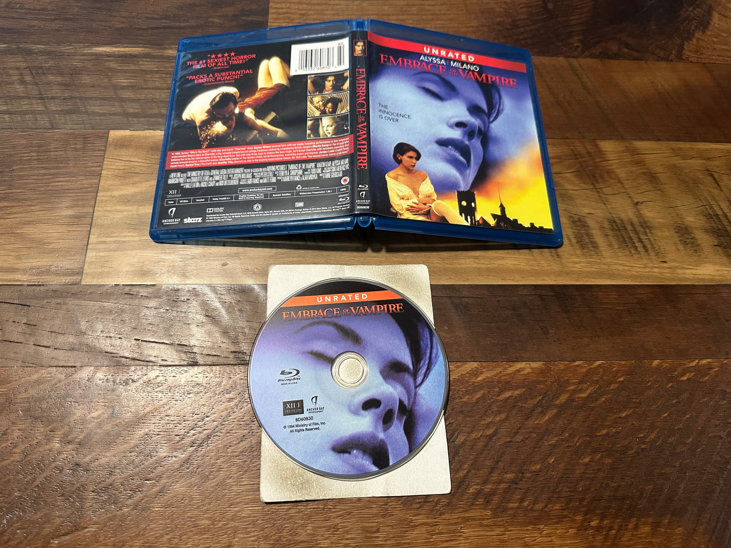 Embrace Of The Vampire (Blu ray, Anchor Bay, Alyssa Milano Classic)
