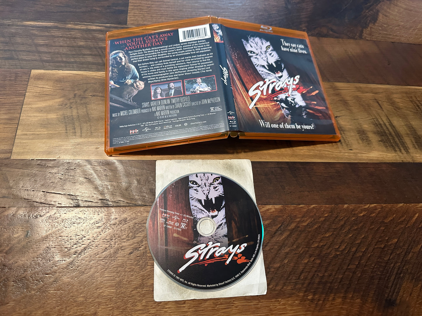 Strays (Blu ray, Scream Factory, 90’s Horror Classic, Widescreen)