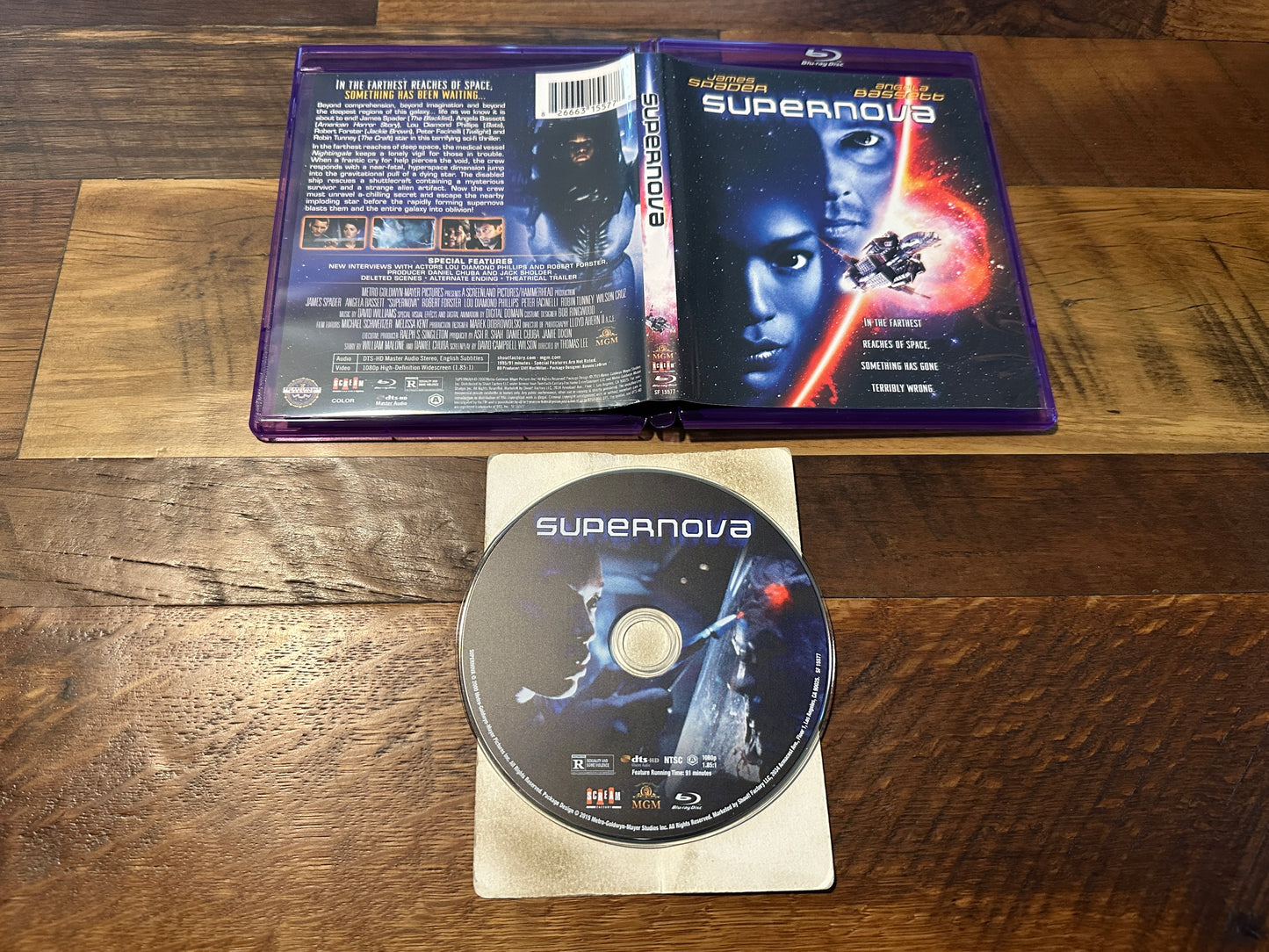 Supernova (Blu ray, Scream Factory, 90’s Sci Fi Classic, OOP)