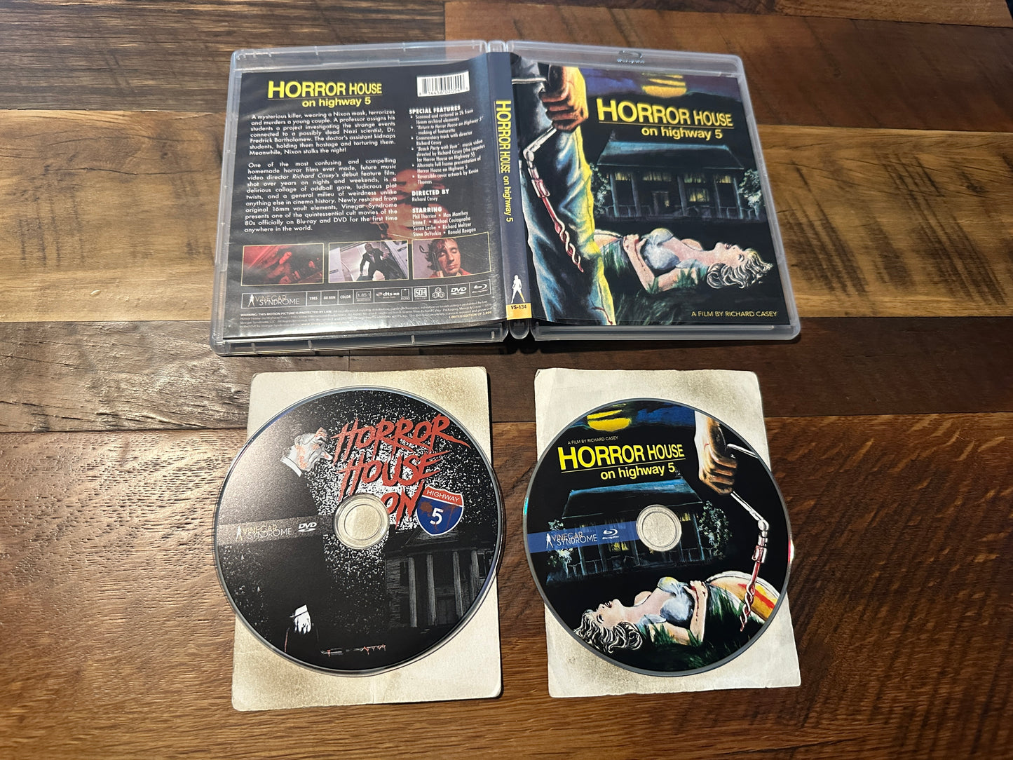 Horror House On Highway 5 (Blu ray, Vinegar Syndrome, 80’s Classic, OOP)