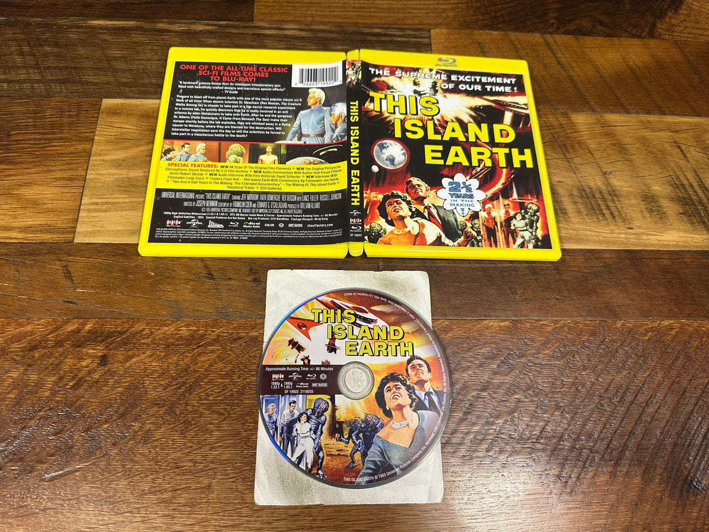This Island Earth Blu ray, Scream Factory, 50’s Horror Classic, Widescreen)