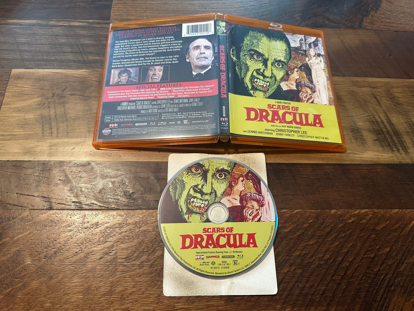 Scars of Dracula (Blu ray, Scream Factory, 70's Hammer Classic Horror)