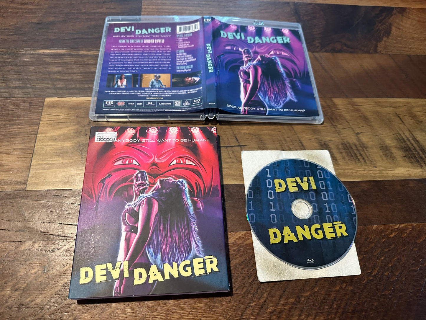 Devi Danger Blu ray-Vinegar Syndrome Partner Label-Slipcover-