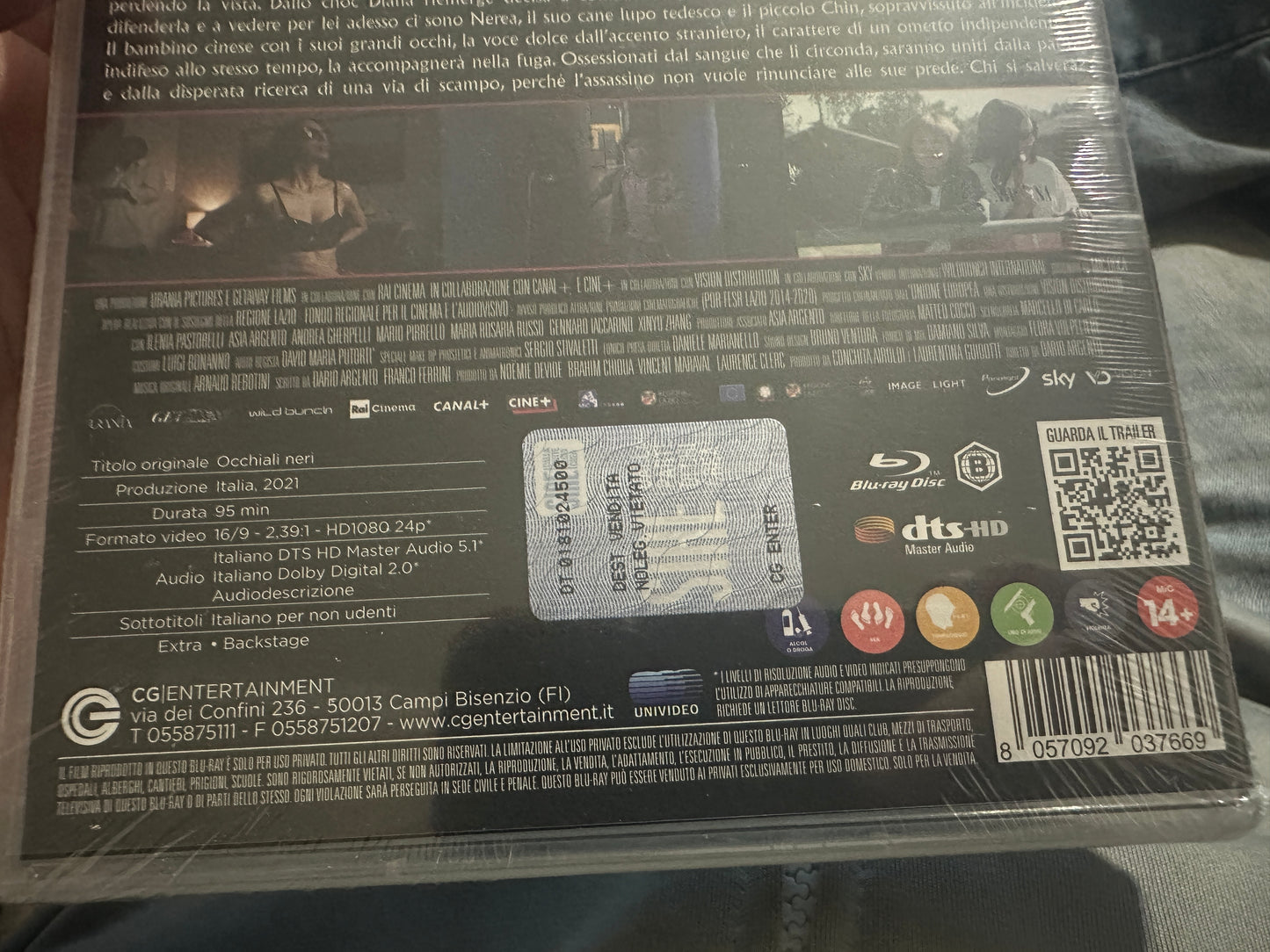 Occhiali Neri AKA Dark Glasses Blu ray, CG Ent, Dario Argento, Region B, NEW)