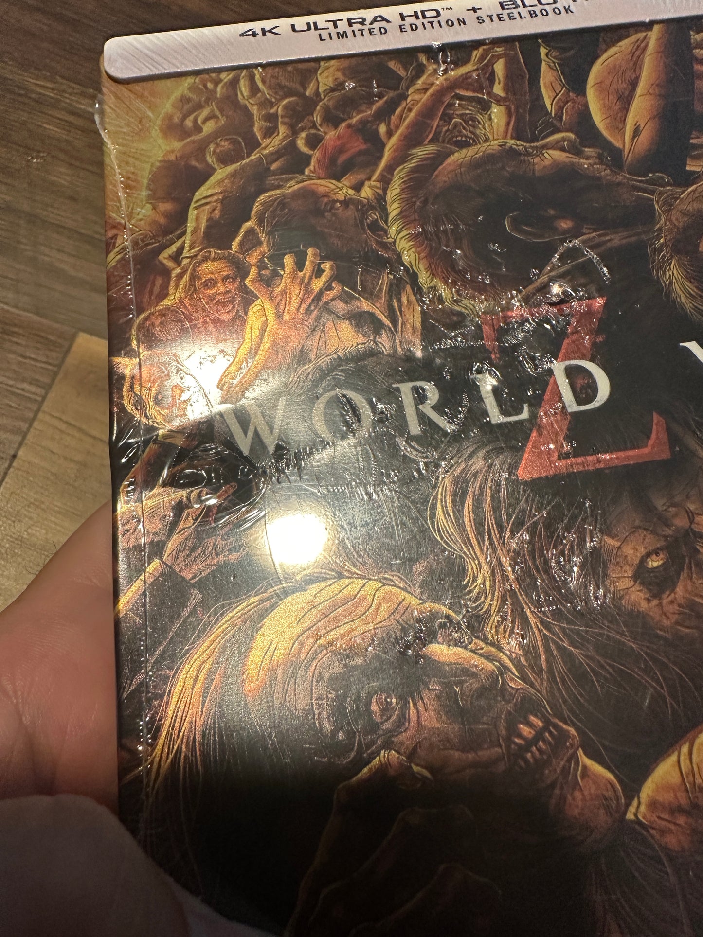 World War Z 4K Ultra HD/Blu ray-Scream Factory-Steelbook-DENTED-NEW