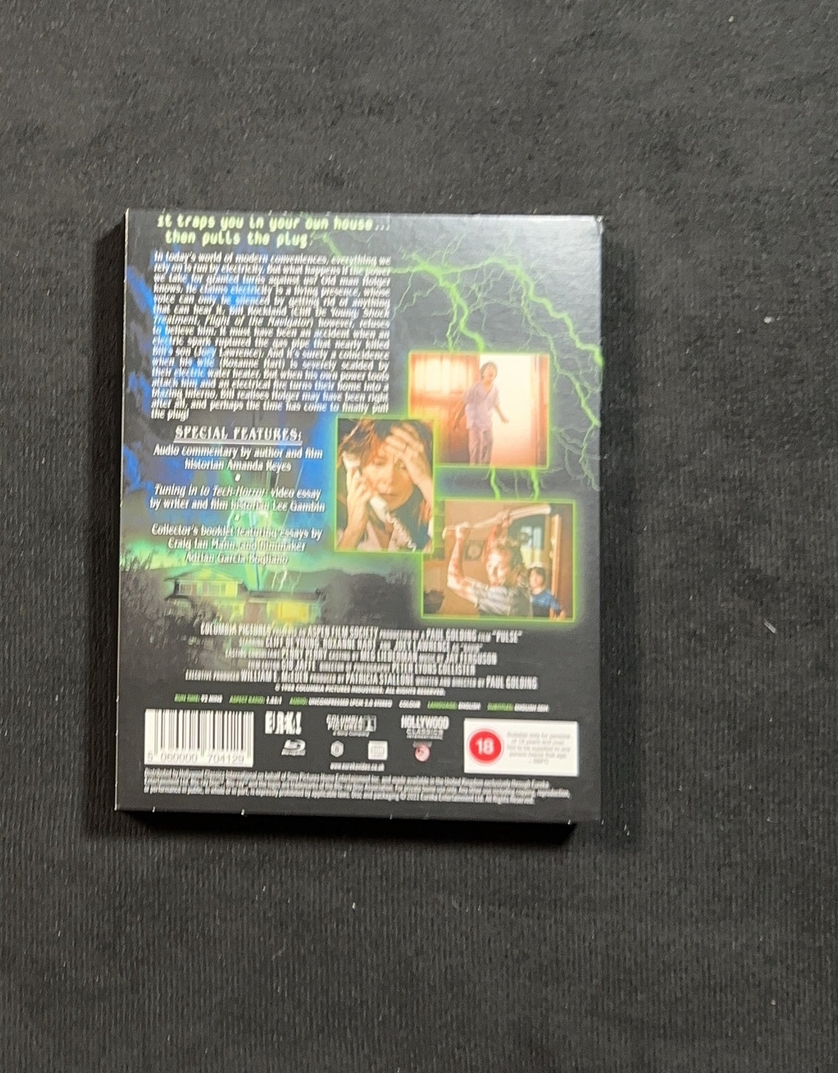 Pulse (Blu-ray, Euereka Ent, Slipcover, Booklet, 80's Horror Classic)