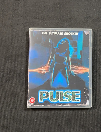 Pulse (Blu-ray, Euereka Ent, Slipcover, Booklet, 80's Horror Classic)