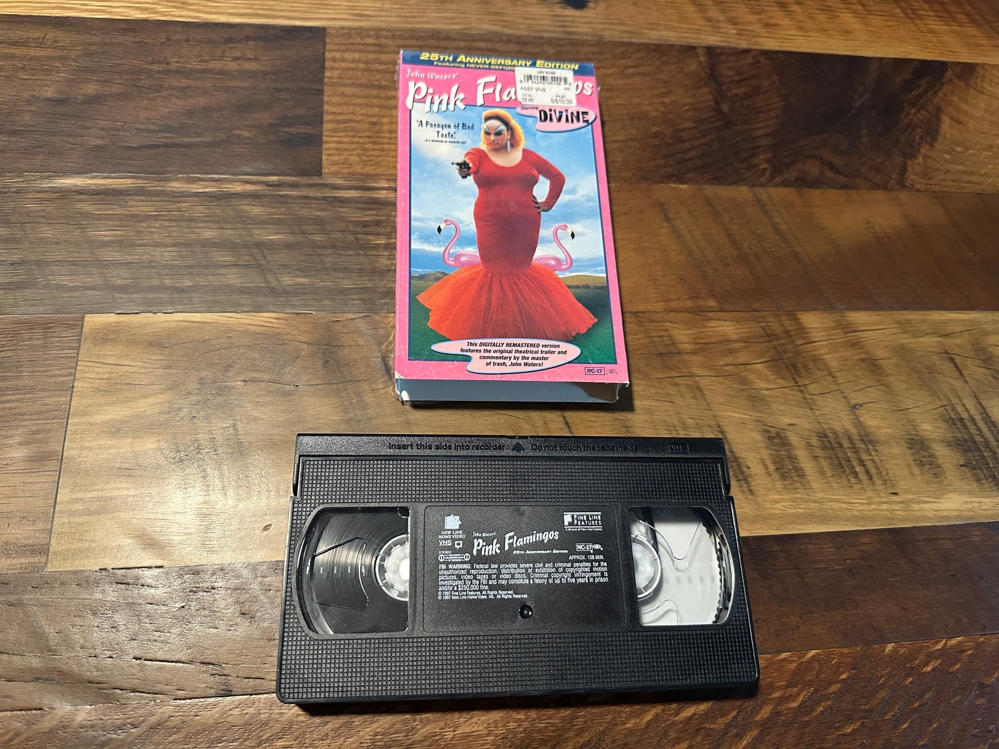 Pink Flamingos (VHS-25th Anniversary Ed, John Waters Classic)