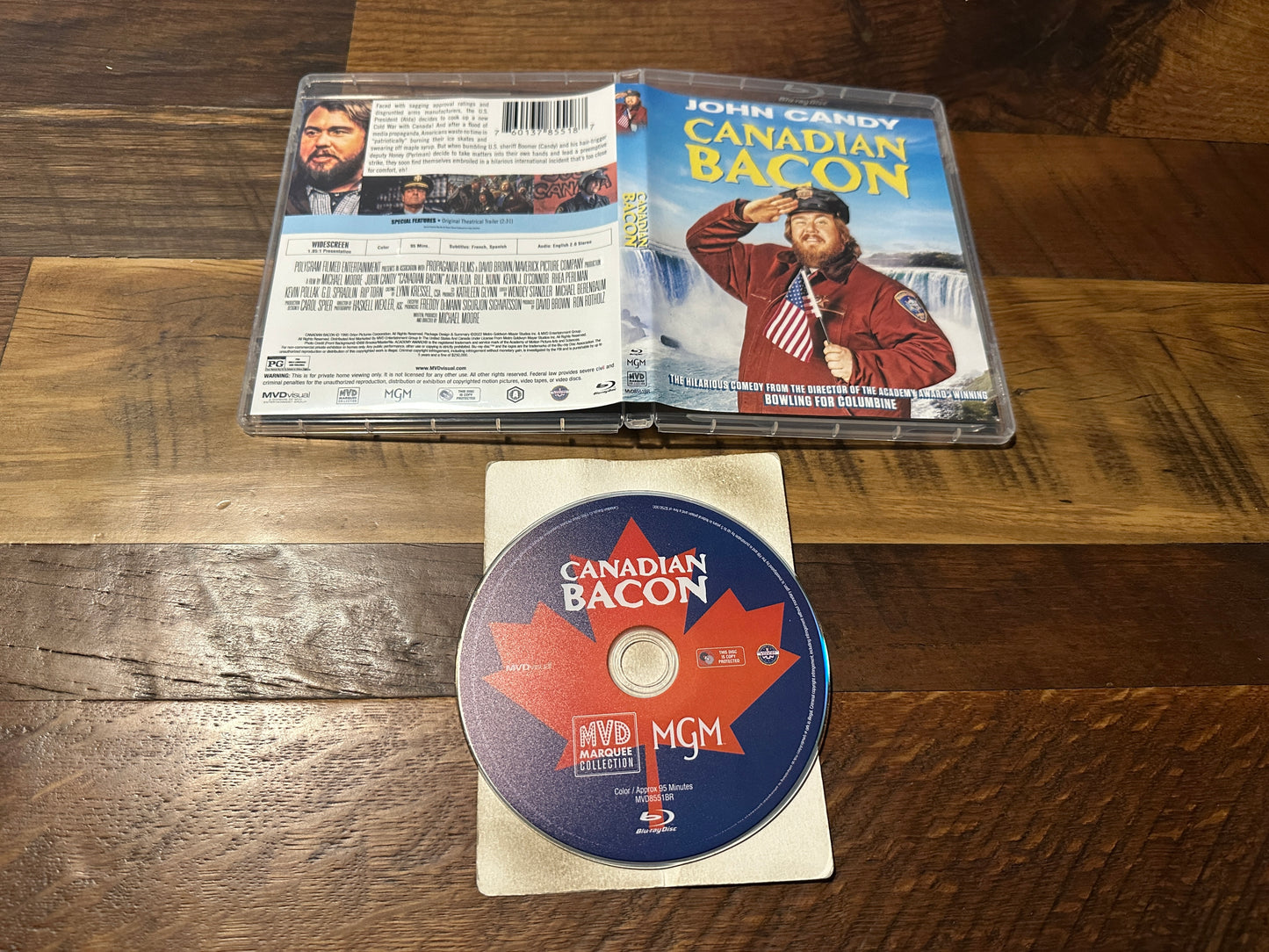 Canadian Bacon (Blu ray, MVD Visual, John Candy 90’s Classic, Widescreen)