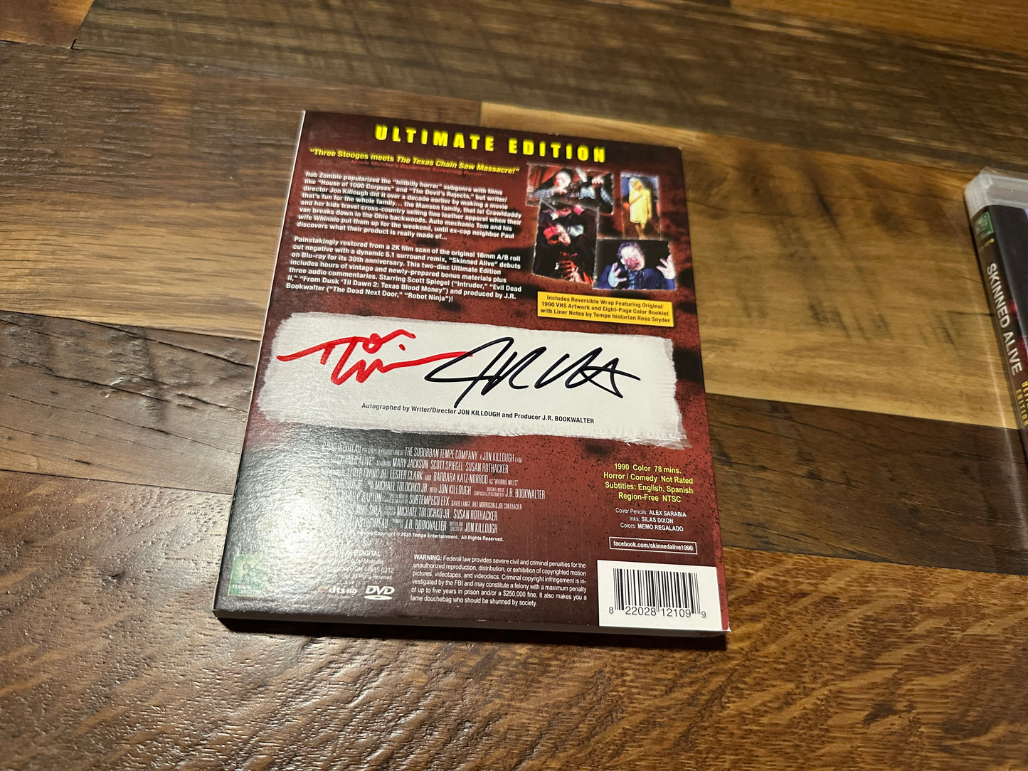 Skinned Alive (Blu ray, Tempe Digital,Slipcover,Director Signed, Ultimate Ed, NEW)