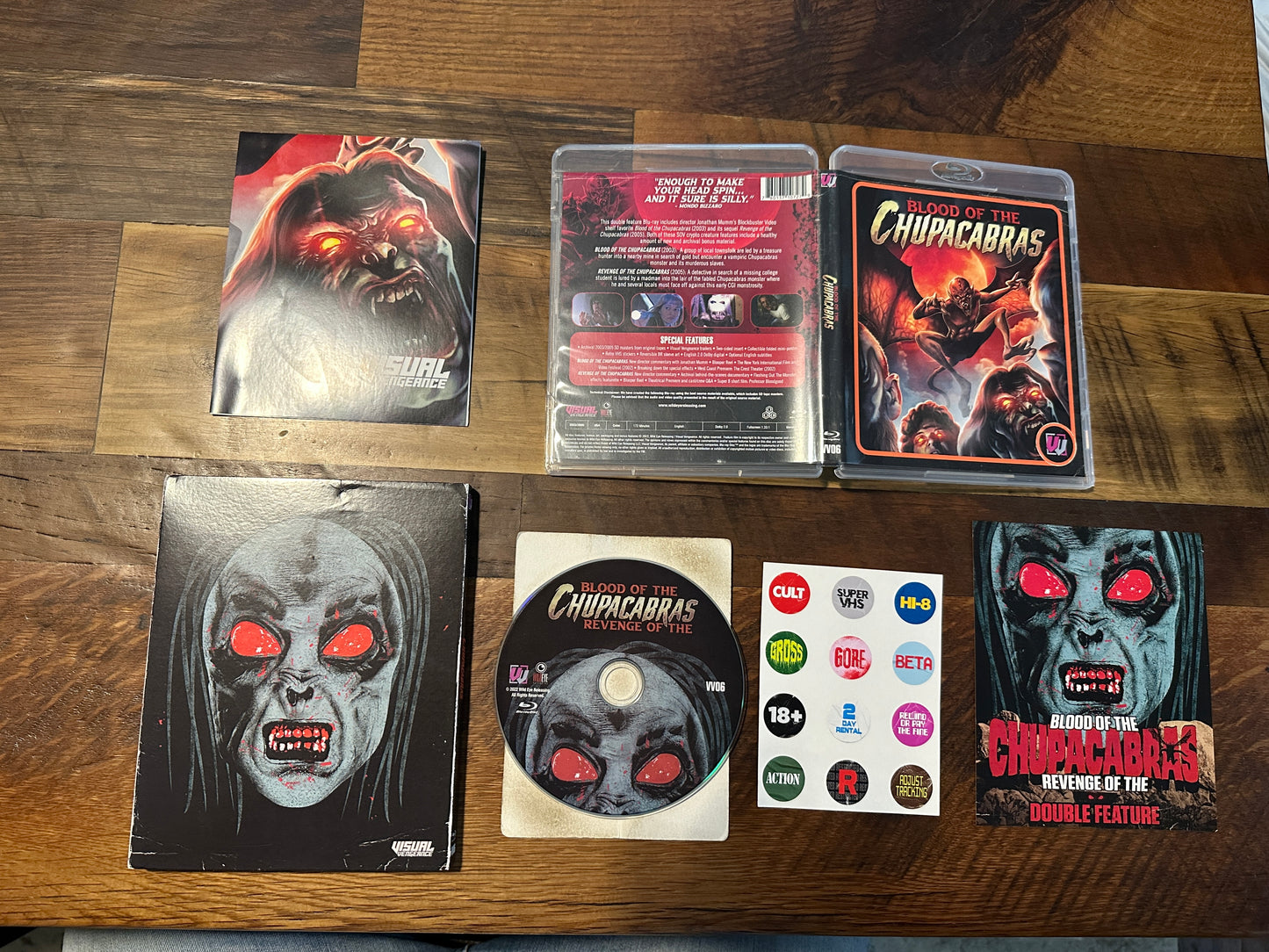 Blood of the chupacabras (Blu ray, Visual Vengeance, Slipcover, Poster)