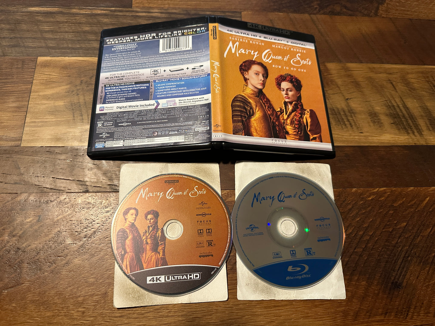 Mary Queen of Scots (4K Ultra HD/Blu ray, Universal, No Digital)