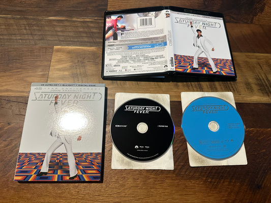 Saturday Night Fever 4K Ultra HD/Blu ray-Slipcover-Paramount-No Digital