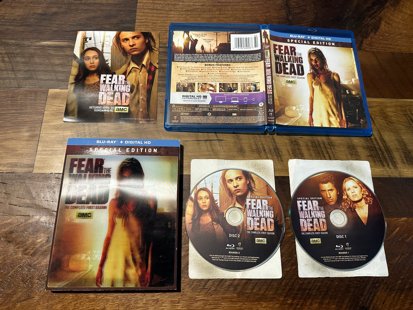Fear The Walking Dead Complete First Season (Blu ray, Lenticular Slipcover, No Dig)