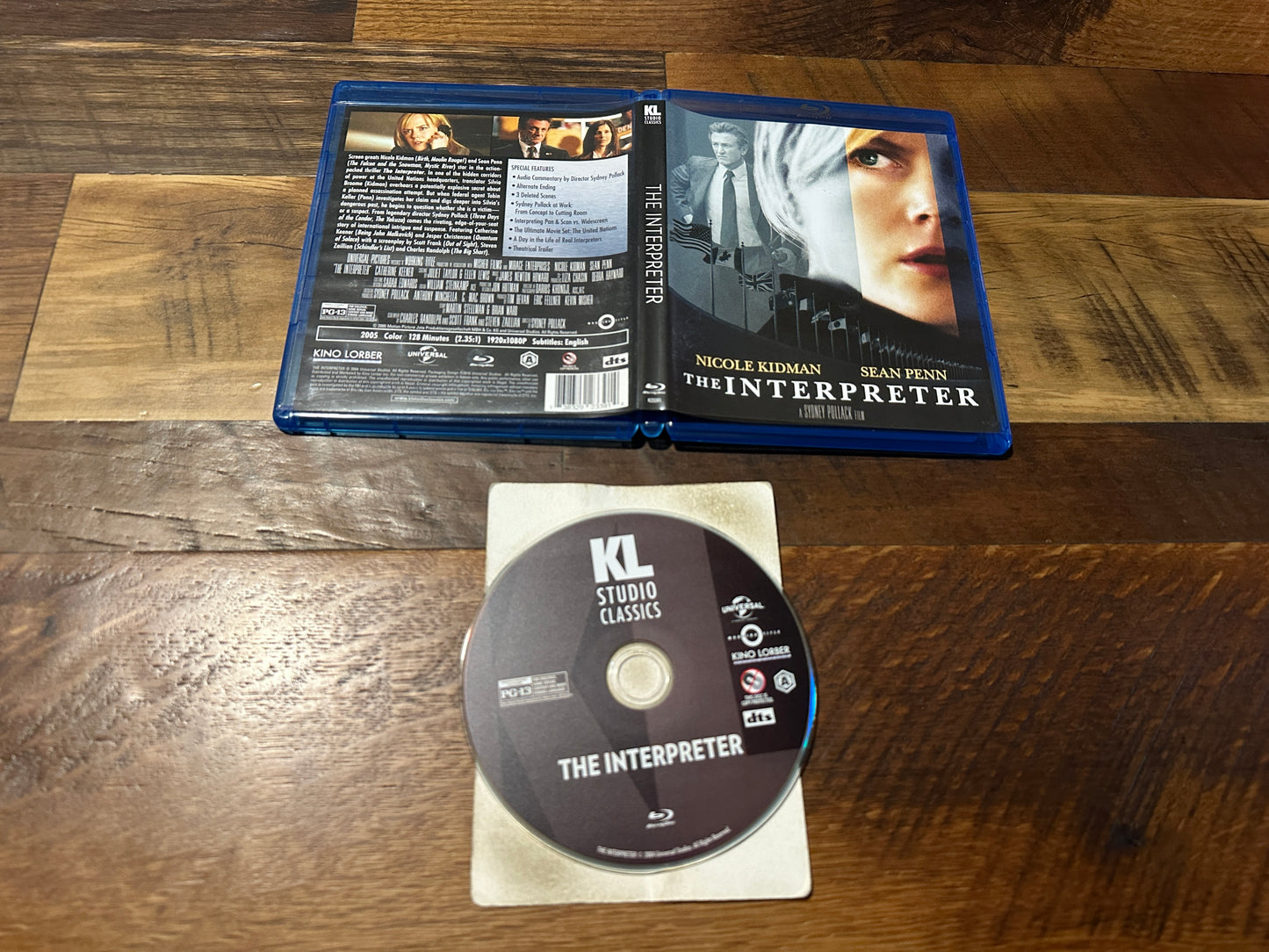 The Interpreter (Blu ray, Kino Lorber, Nicole Kidman 2005 Classic)