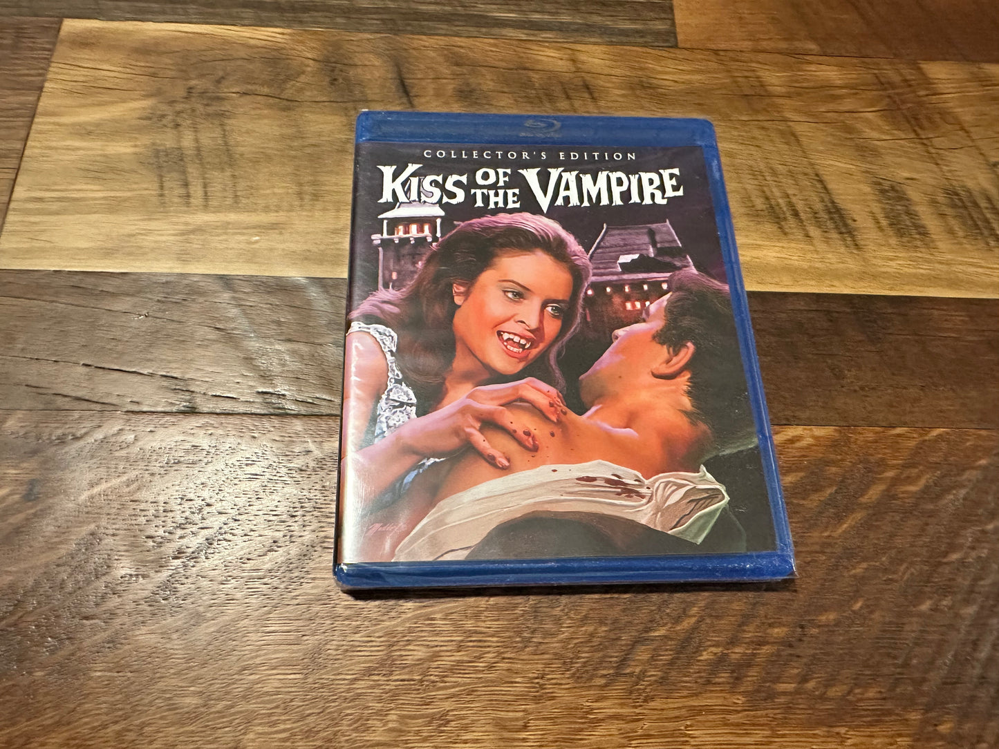 Kiss of the Vampire Blu ray-Scream Factory-Collector’s Edition-NEW