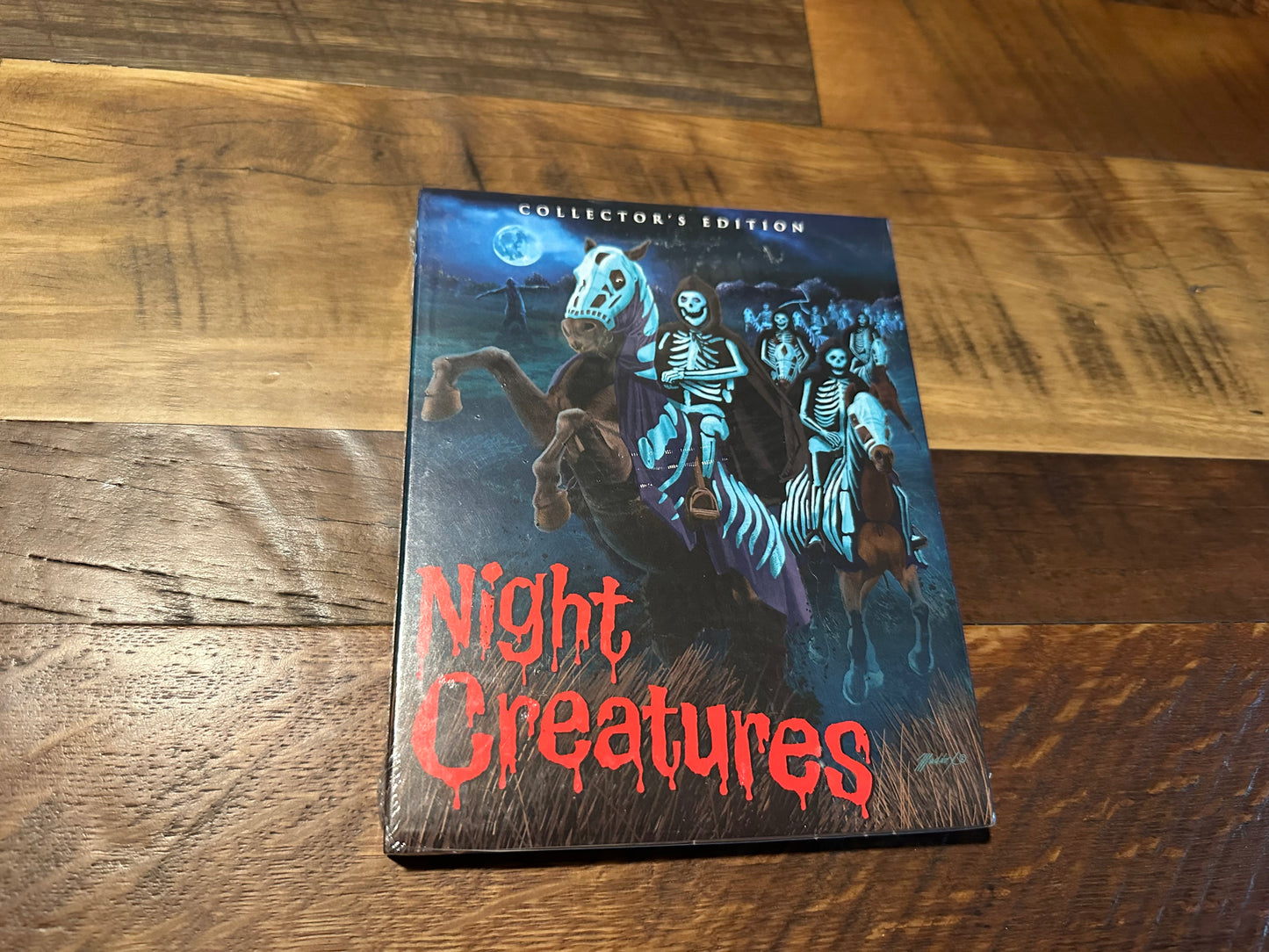 Night Creature Blu ray-Scream Factory-Collector’s Edition-Slipcover-NEW