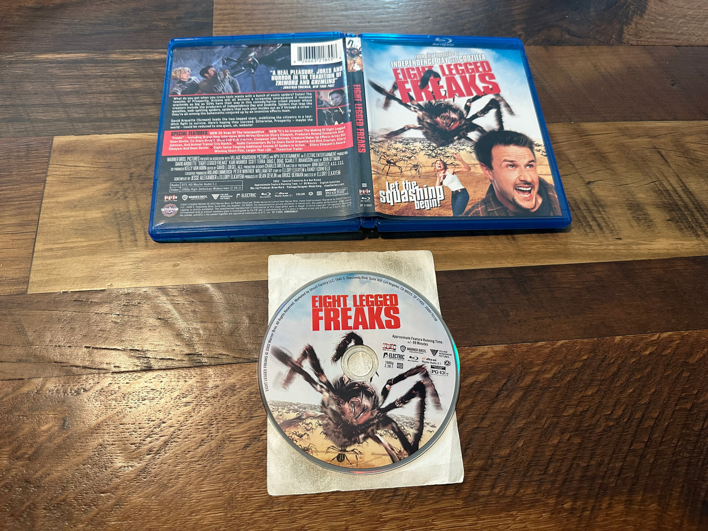 Eight Legged Freaks (Blu ray, Scream Factory, 2002 Classic, Widescreen)