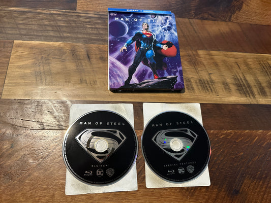 Man of Steel (Blu ray, Steelbook, Warner Bros, Jim Lee Art, No Digital)