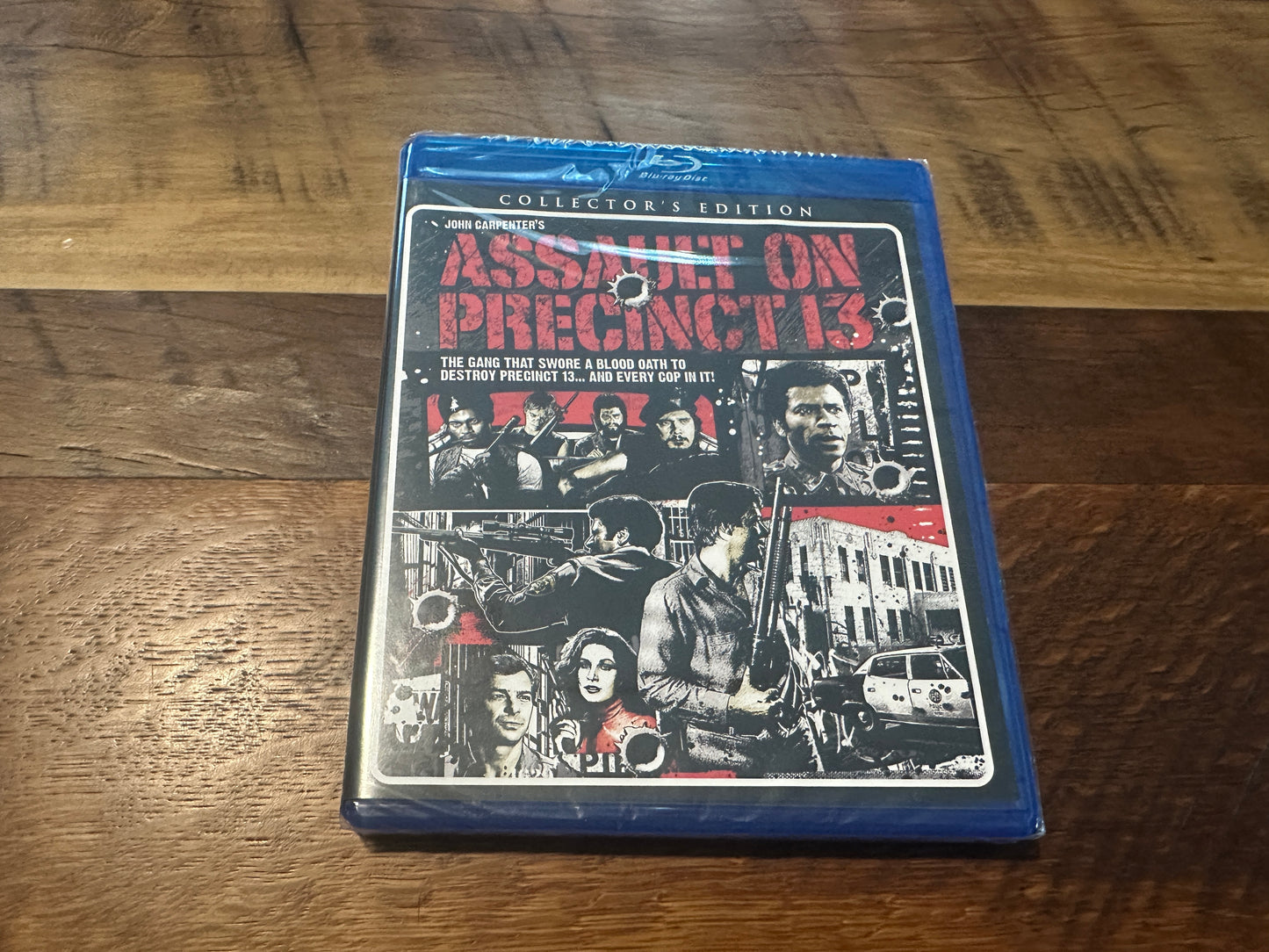 Assault On Precinct 13 (Blu ray, Scream Factory, Collector’s Edition, NEW)