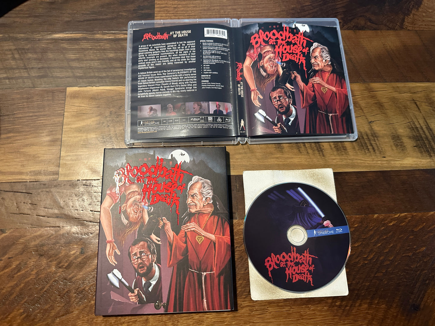 Bloodbath at the House of Death (Blu ray, Vinegar Syndrome, Slipcover)