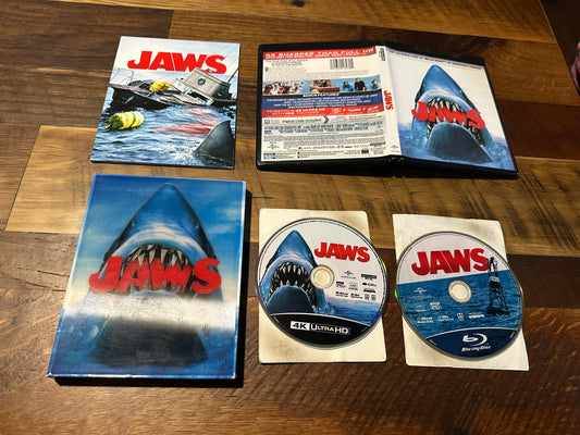 Jaws (4K Ultra HD/Blu ray, Lenticular Slipcover, Booklet, No Digital)