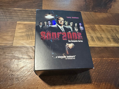 The Sopranos The Complete Series (Blu ray, 86 Episodes, 28 Disc)