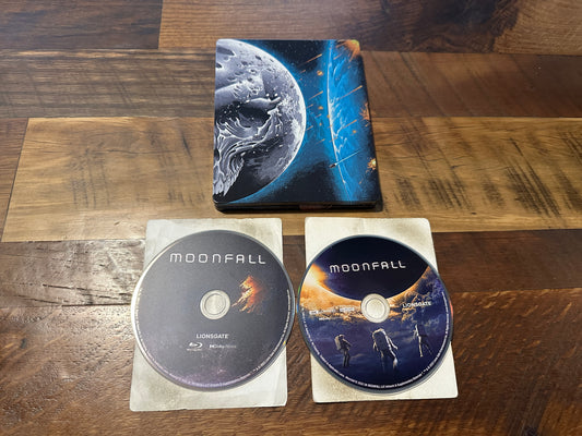 Moonfall (4K Ultra HD/Blu ray, Lionsgate, Steelbook, Slipcover-No Digital)