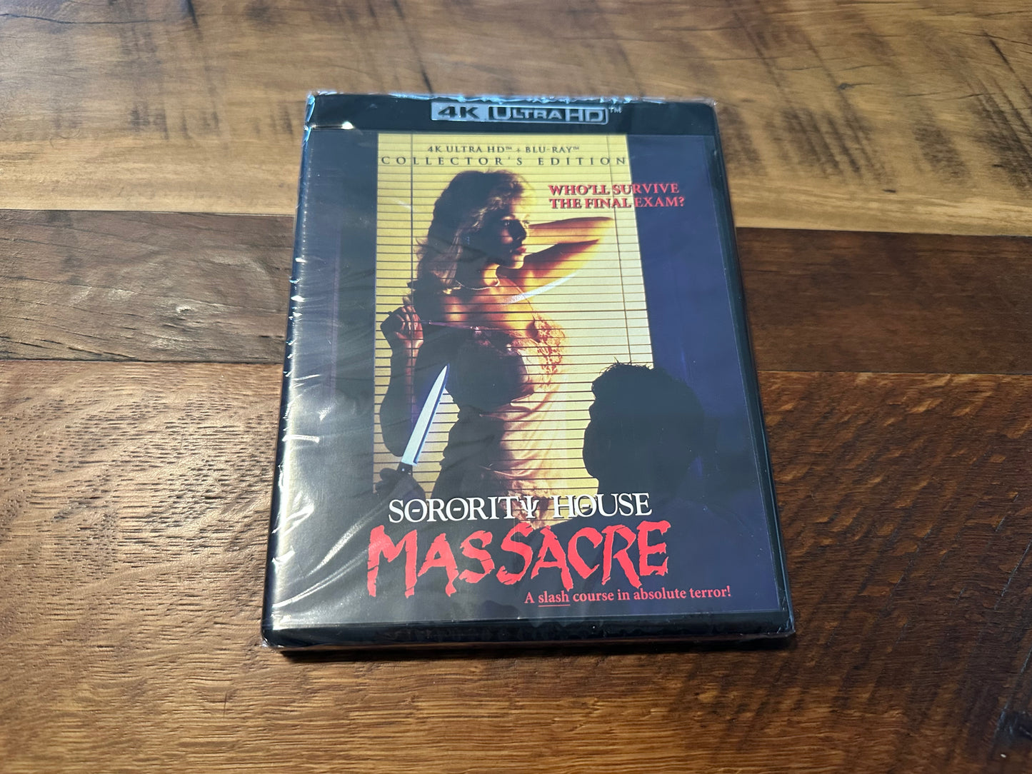 Sorority House Massacre (4K Ultra HD/Blu ray, Scream Factory, Classic, NEW)