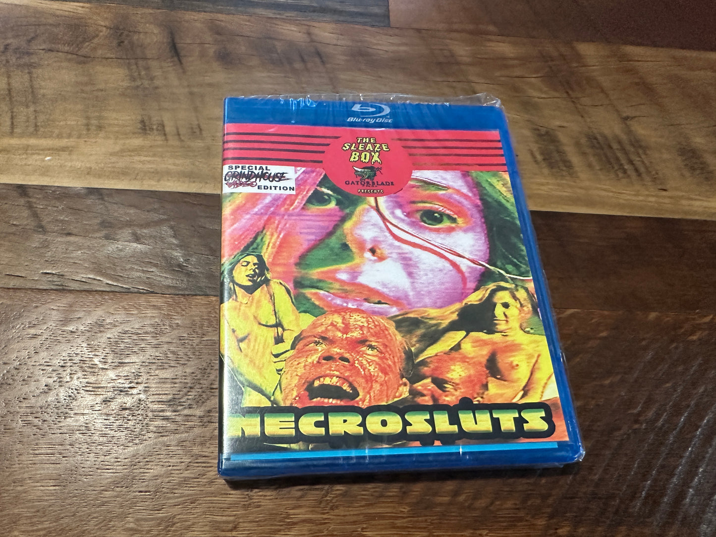 Necrosluts (Blu ray, The Sleaze Box, Special GrindHouse Edition, NEW)