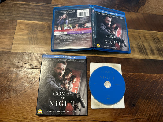 It Comes At Night (Blu ray, Lionsgate, 2017 Classic, Slipcover)