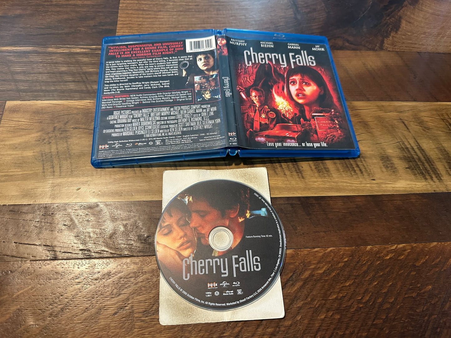 Cherry Falls (Blu ray, Scream Factory, Brittany Murphy 2000 Classic)
