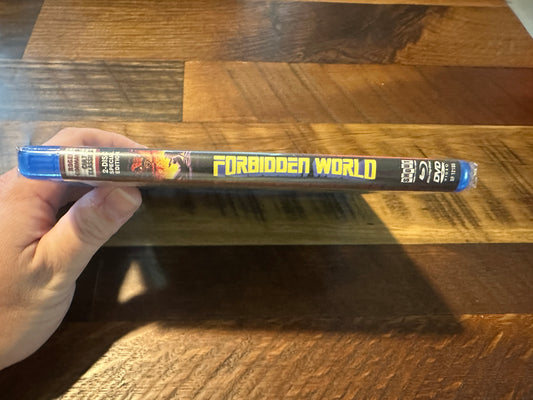 Forbidden World (Blu ray/DVD, Shout Factory, Roger Corman Classic)