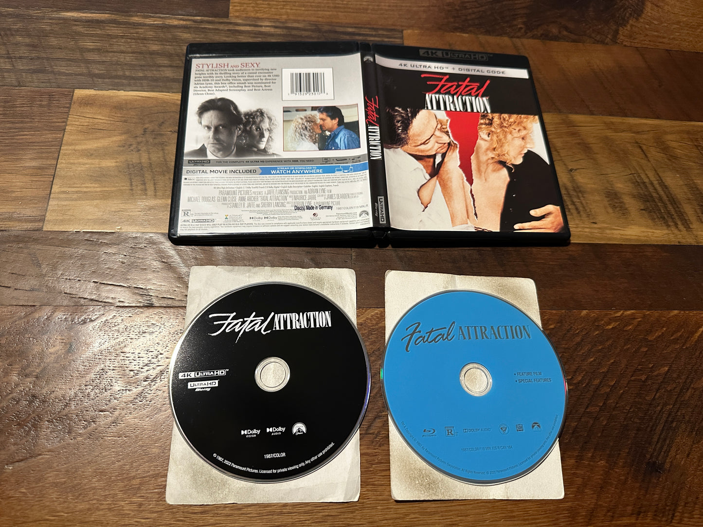 Fatal Attraction (4K Ultra HD, Paramount, 80’s Classic, No Digital)