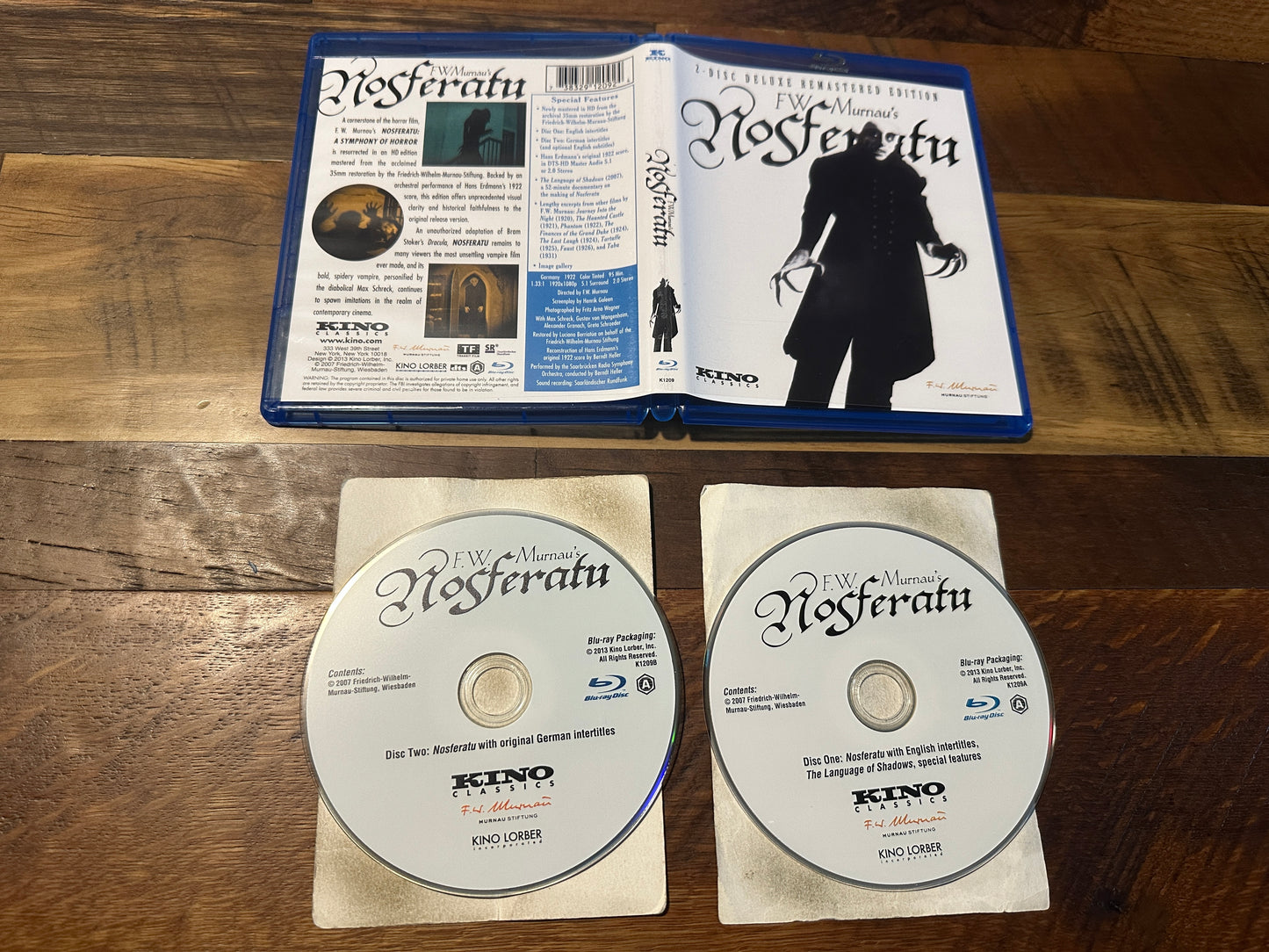 Nosferatu (Blu ray, Kino Lorber Classic, 2 Disc Remastered Edition)