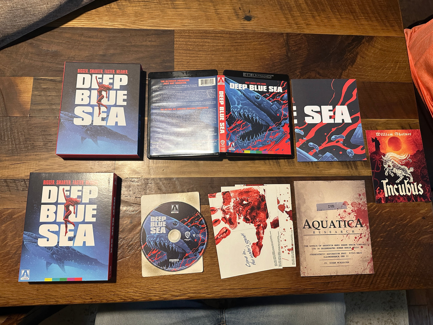 Deep Blue Sea (4K Ultra HD, Arrow Video, Limited Ed, Poster, Slipcover)