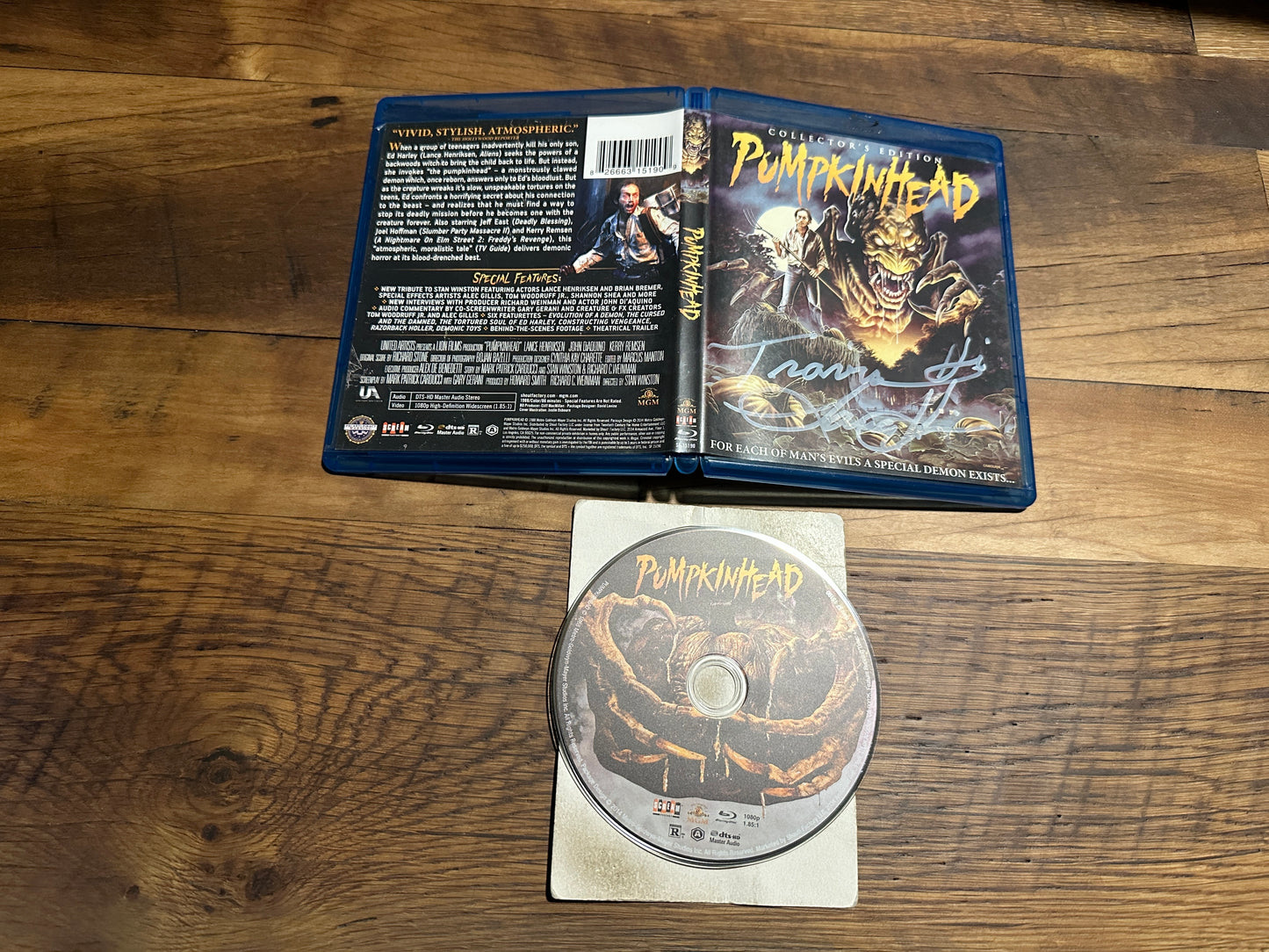 Pumpkinhead (Blu ray, Scream Factory, Collector’s Ed, Lance Henriksen Signed)