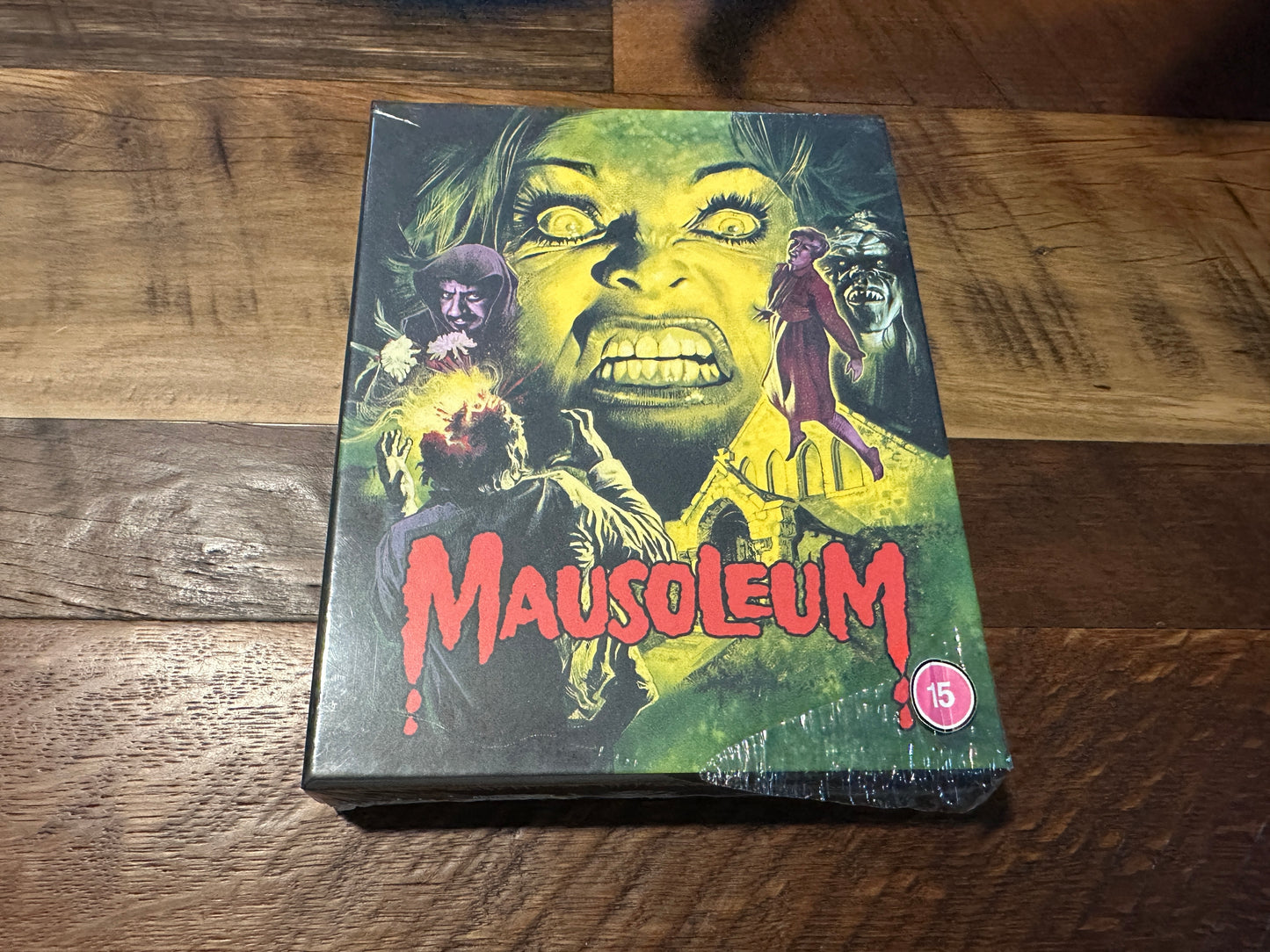 Mausoleum (Blu ray, Treasure Films, Limited Edition, Region Free, NEW)