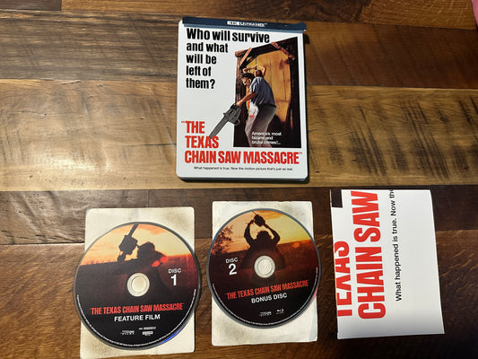 The Texas Chainsaw Massacre (4K Ultra HD, Steelbook, Dark Sky Films, J Sleeve)