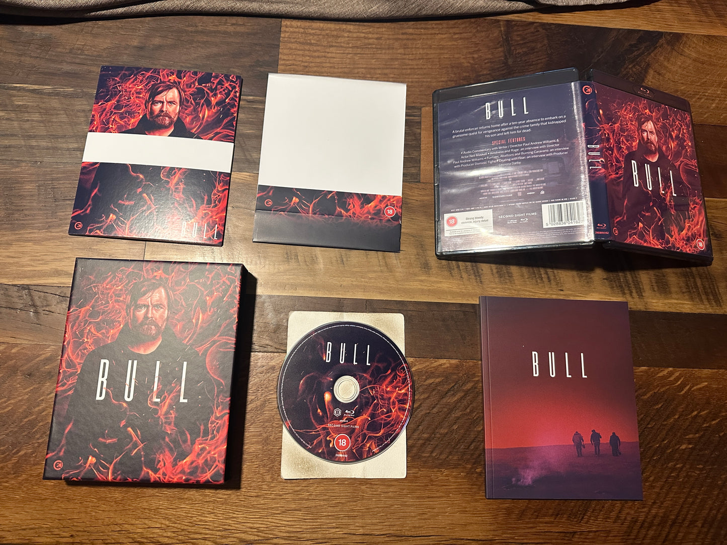 Bull (Blu ray, Second Sight Films, Limited Ed, Booklet, Cards, Region B)